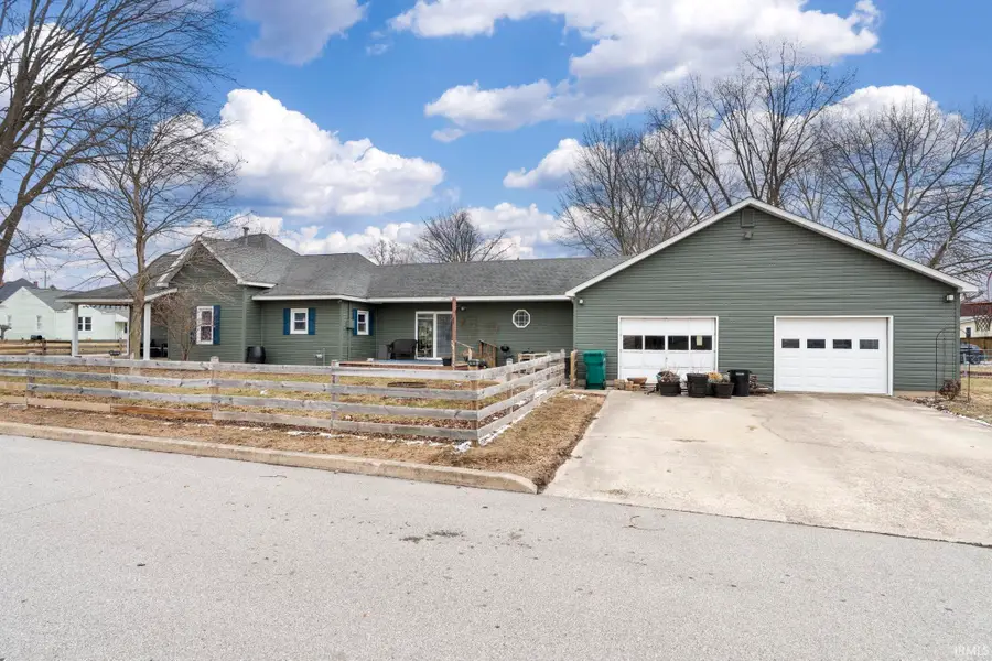 314 W Vine Street, Flora, IN 46929 - #3