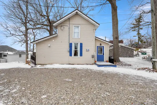 440 Lane 120, Hamilton Lake, Hamilton, IN 46742