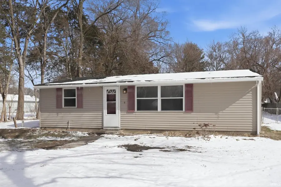54328 Oakwood Street, Elkhart, IN 46514 - #2