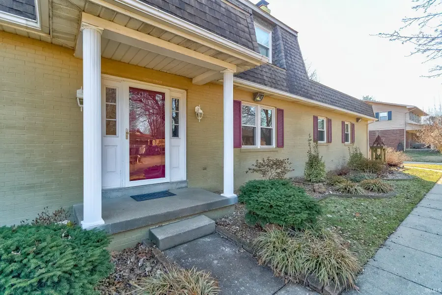 1810 Tanglewood Drive, Mount Vernon, IN 47620 - #2