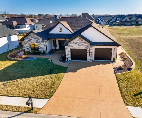 2065 Chadwick Drive, Newburgh, IN 47630