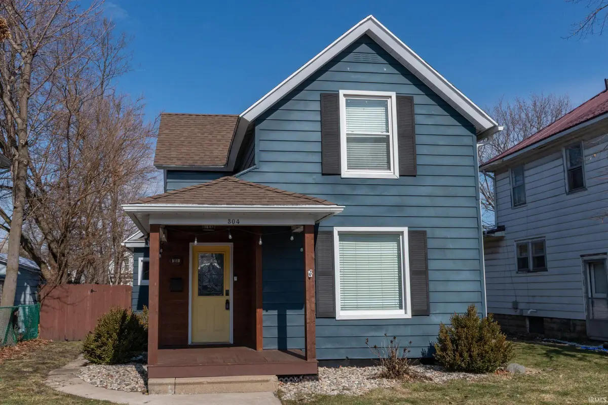 304 E 8th Street, Mishawaka, IN 46544 - #1