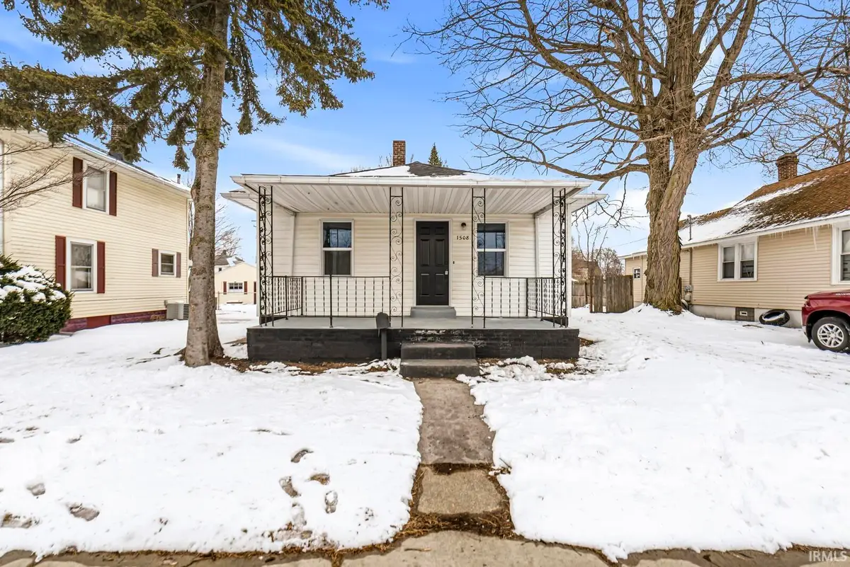 1508 E 4th Street, Mishawaka, IN 46544 - #1