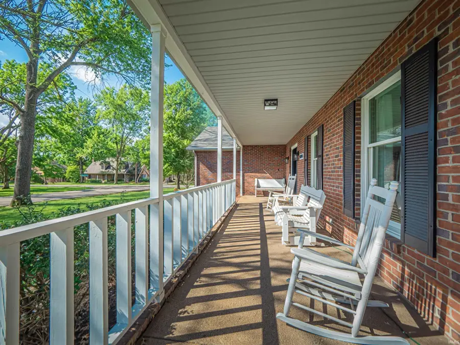 10200 Byron Court, Newburgh, IN 47630 - #2