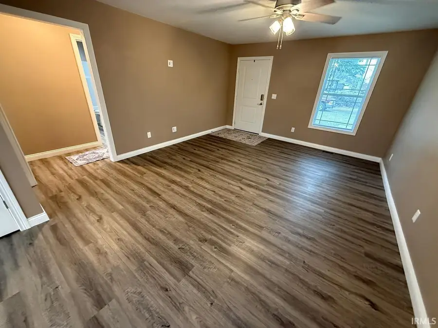 204 W Franklin Lane, Fort Branch, IN 47648 - #3