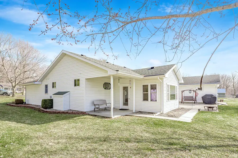 817 W Dogwood Drive, Columbia City, IN 46725 - #3