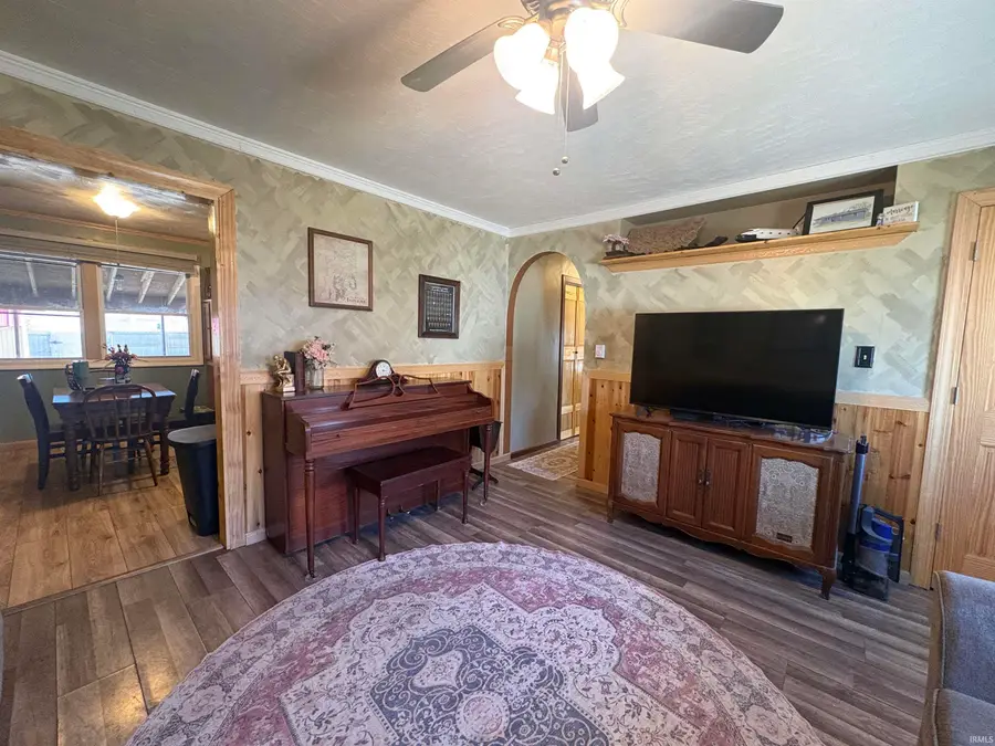 505 N Howard Street, Oxford, IN 47971 - #3