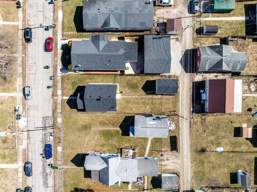 2405 W 9th Street, Muncie, IN 47302 - #3