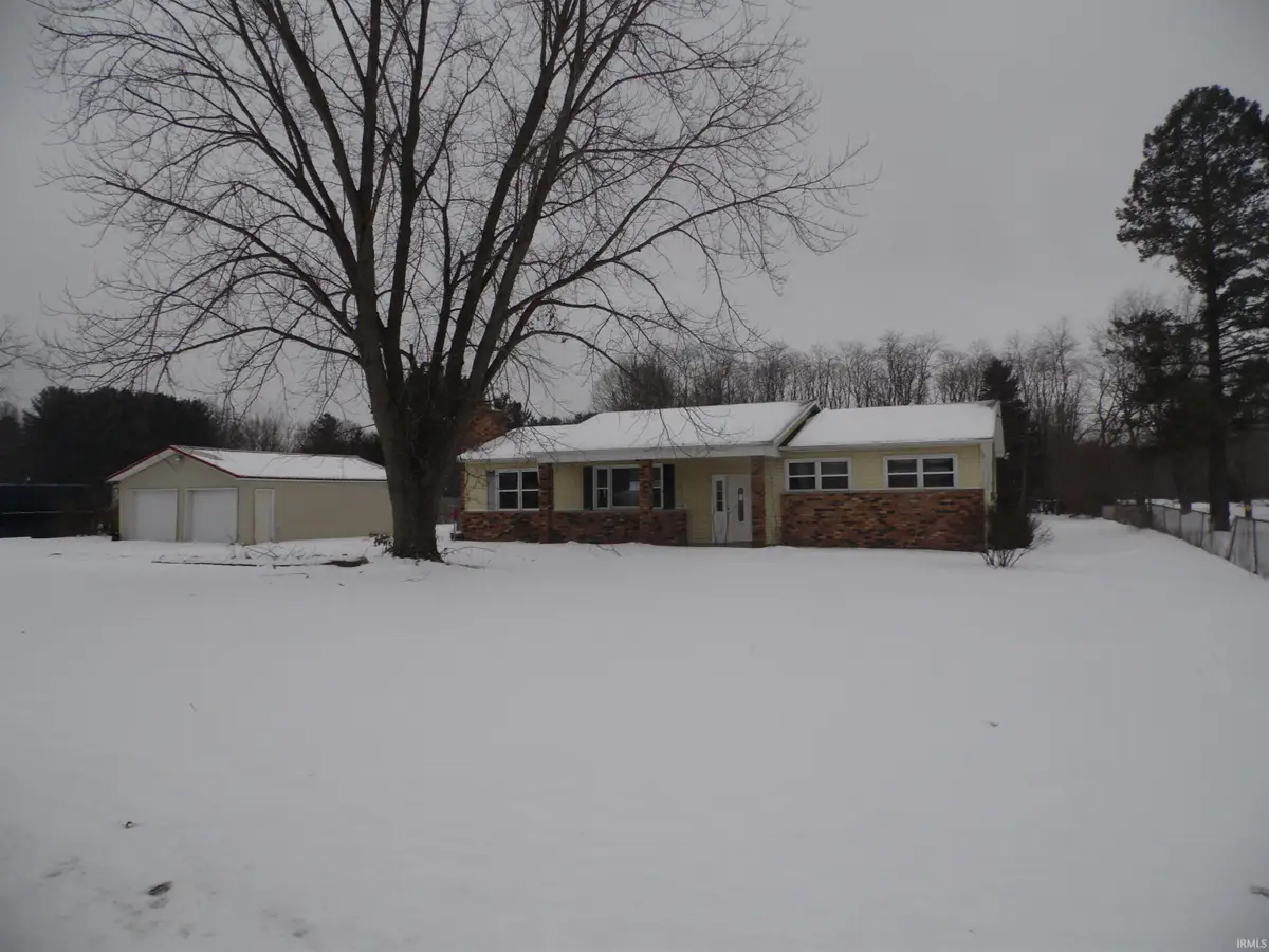 10495 E State Road 8 Road, Knox, IN 46534 - #1