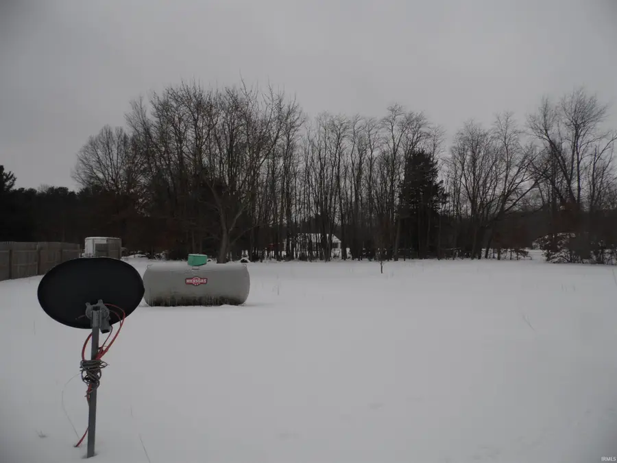 10495 E State Road 8 Road, Knox, IN 46534 - #3