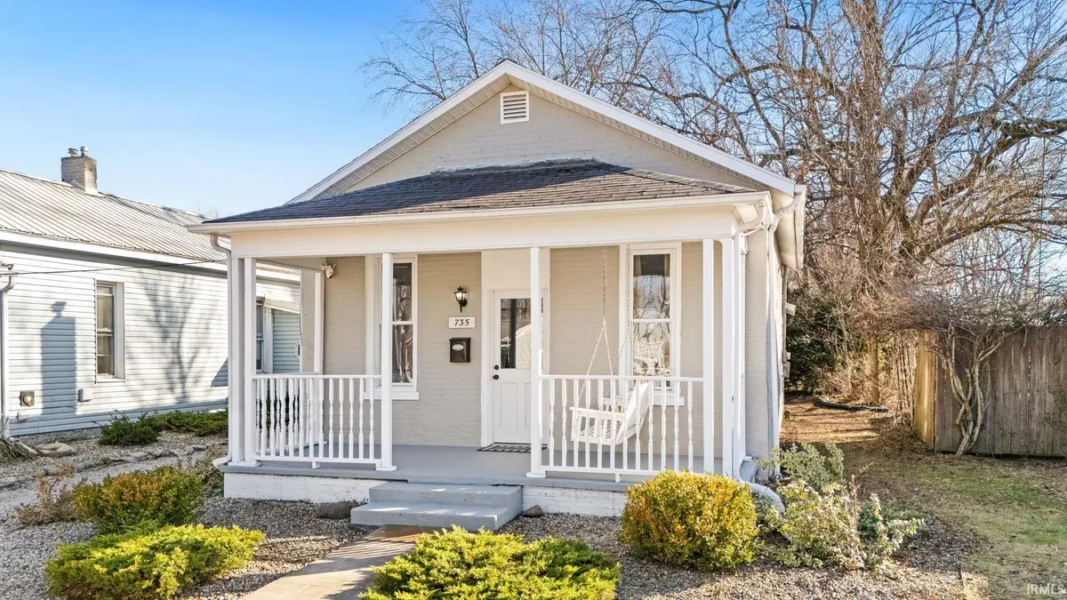 735 W Market Street, Warsaw, IN 46580 - #1