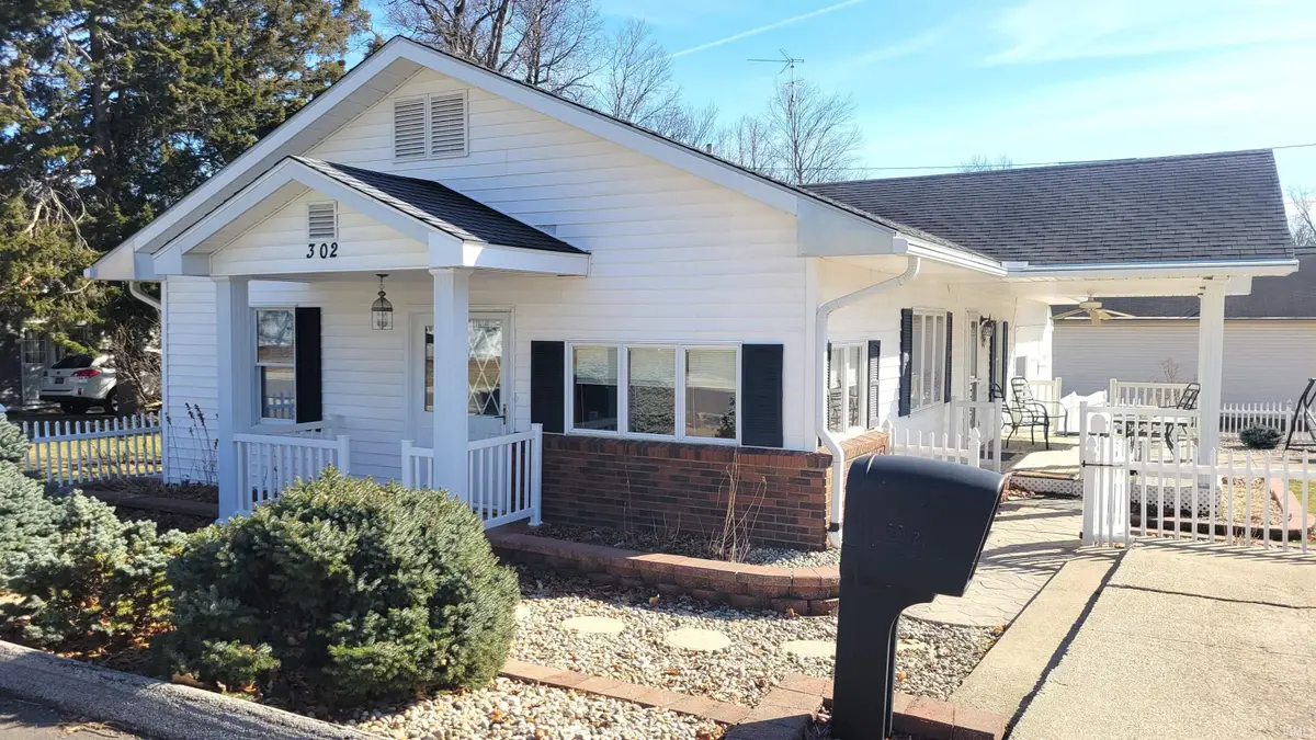 302 15th Street, Winona Lake, IN 46590 - #1