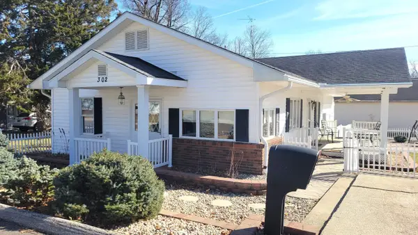 302 15th Street, Winona Lake, IN 46590