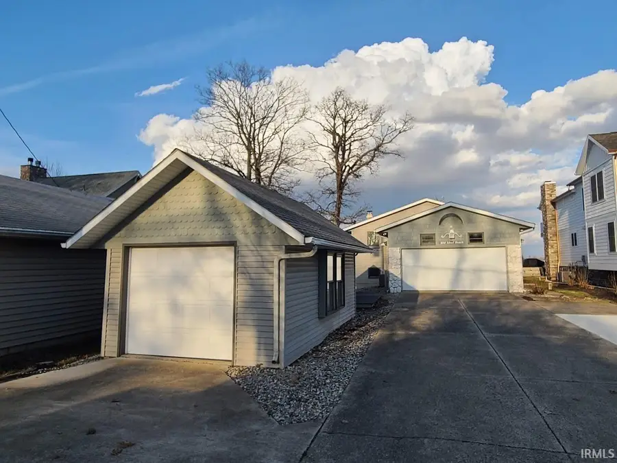 11068 N Ideal Beach Drive, Syracuse, IN 46567 - #2