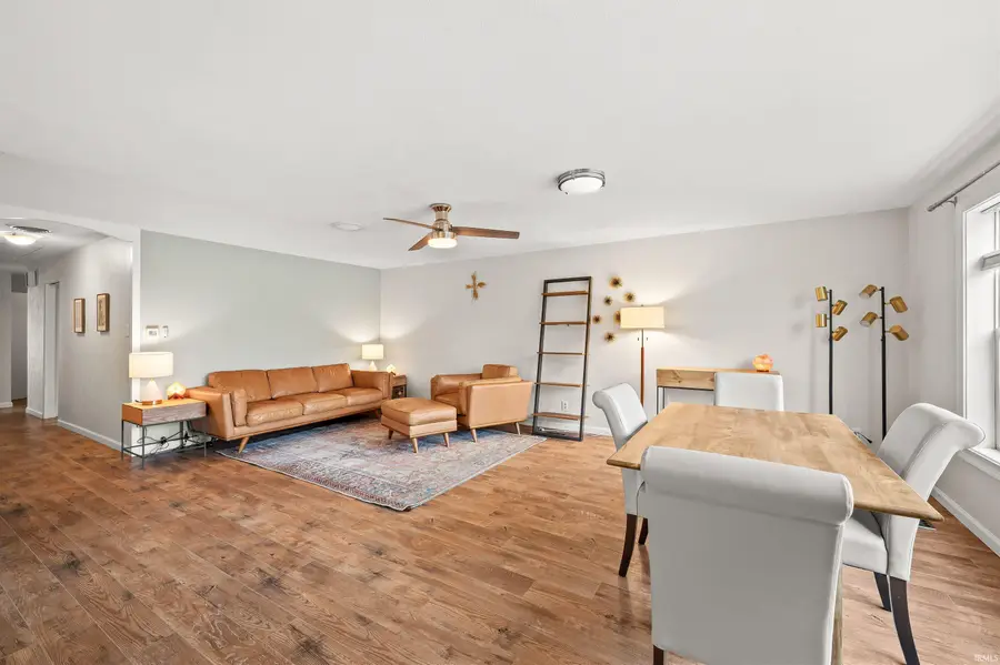 1332 E Mishawaka Avenue, Mishawaka, IN 46544 - #2