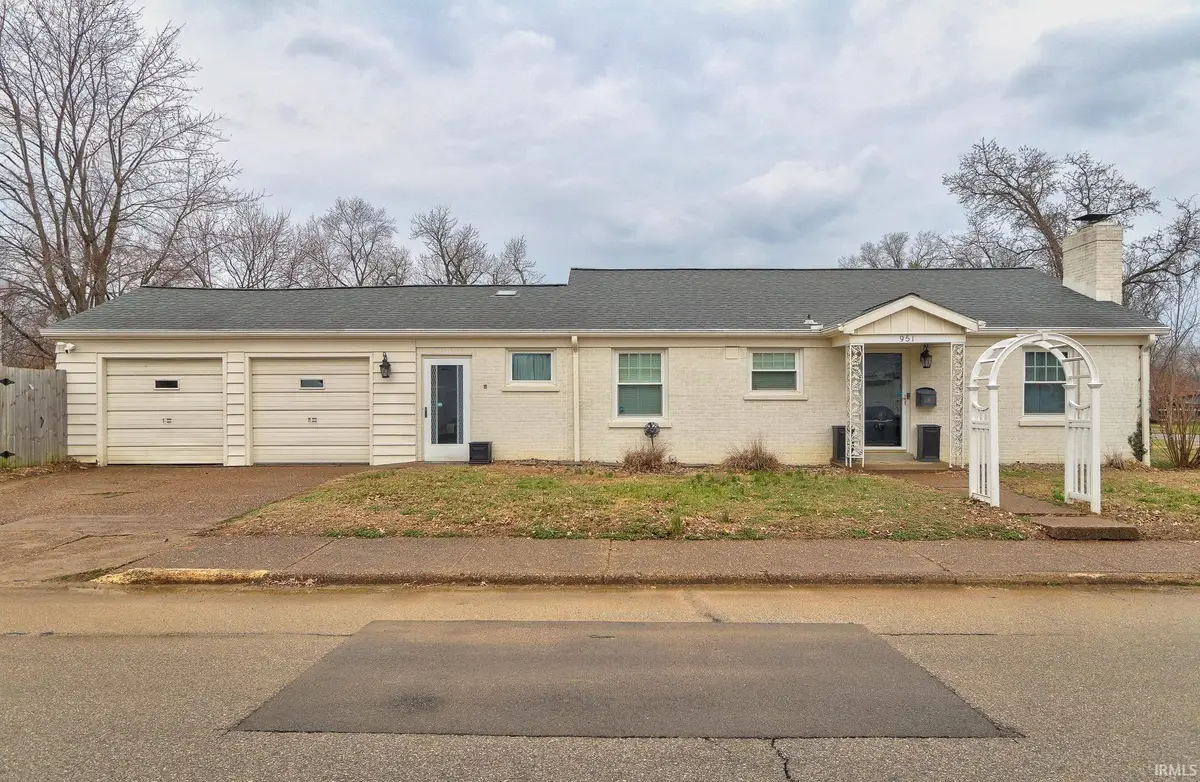 951 S Rotherwood Avenue, Evansville, IN 47714 - #1