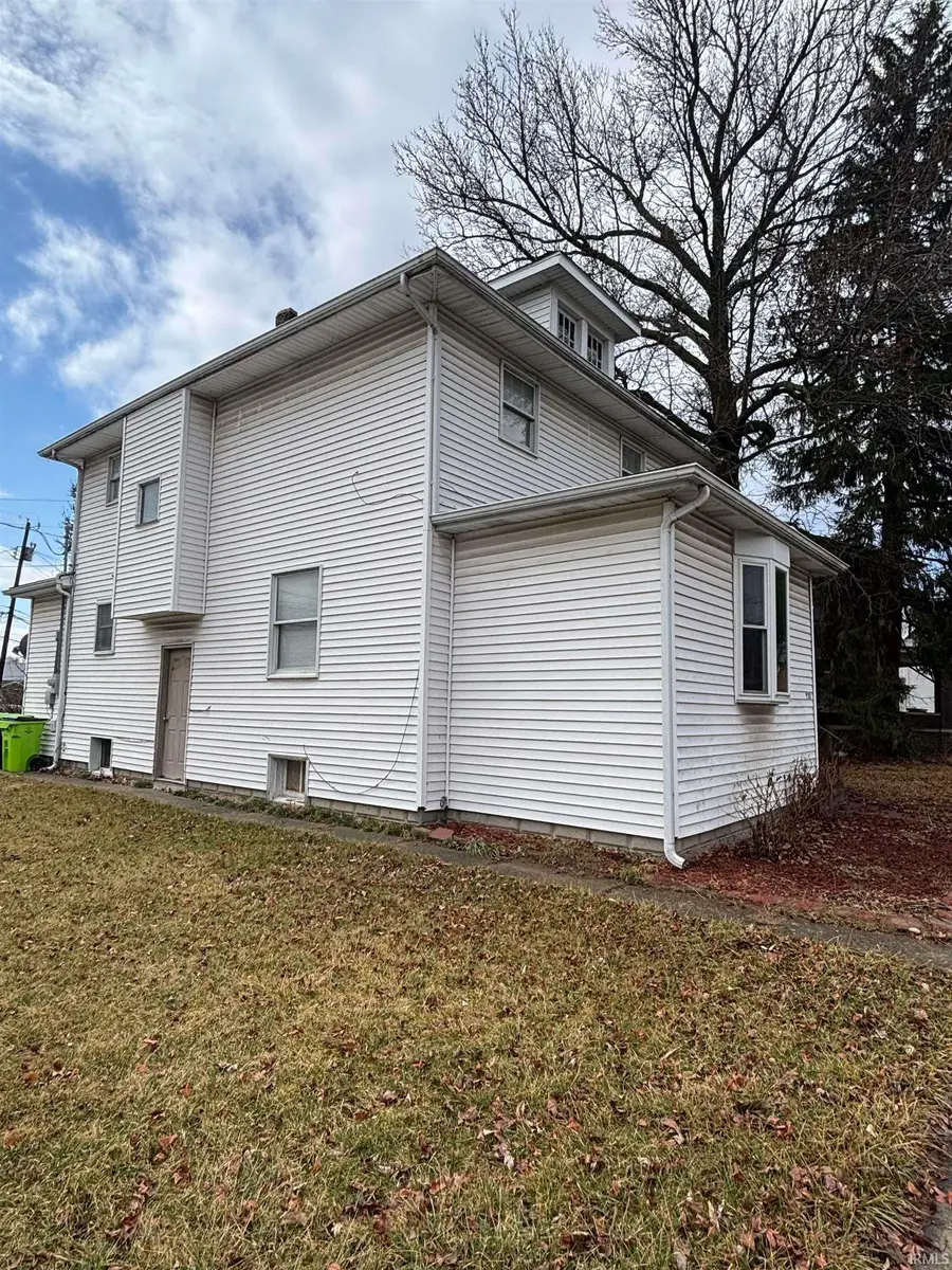 920 S Jefferson Street, Huntington, IN 46750 - #2