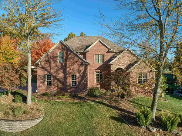 6598 Deertrail Court, Newburgh, IN 47630