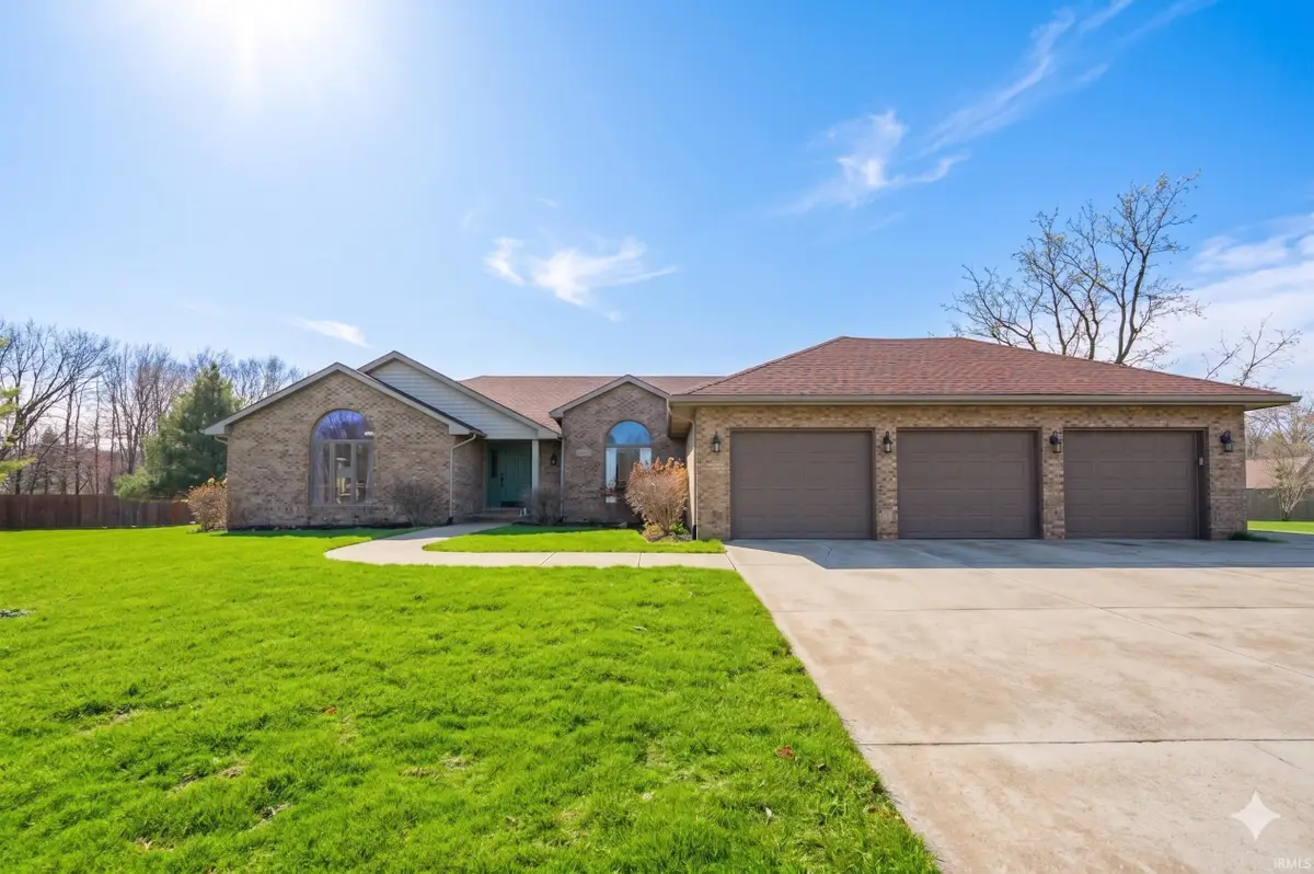209 N Copperwood Court, Muncie, IN 47304 - #1