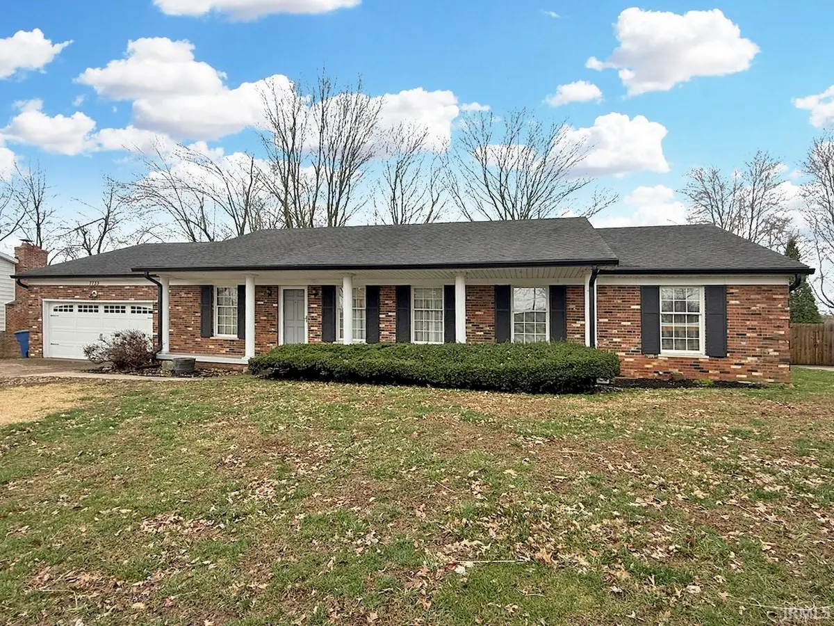 7733 Ridgemont Drive, Newburgh, IN 47630 - #1