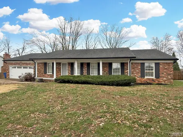 7733 Ridgemont Drive, Newburgh, IN 47630