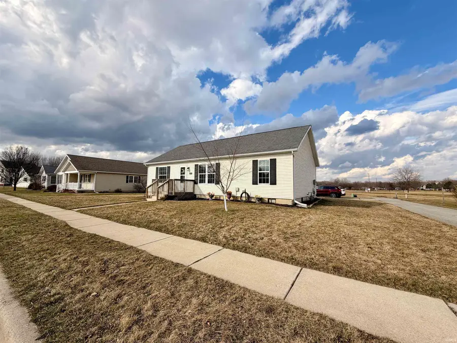 975 Ohio Street, Plymouth, IN 46563 - #2