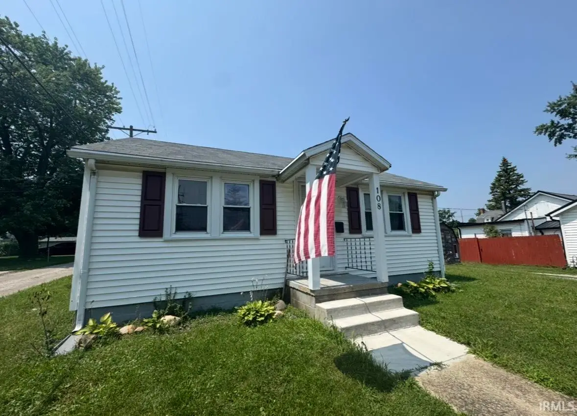 108 S Oak Street, Columbia City, IN 46725 - #1