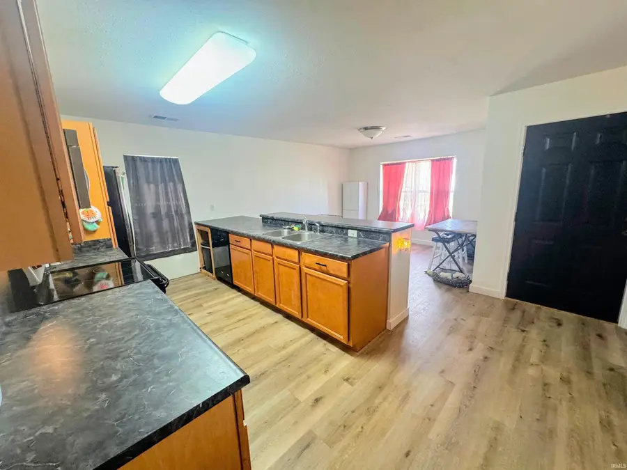 323 W Alton Street, Bicknell, IN 47512 - #2