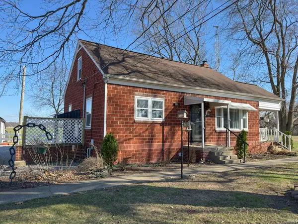 1340 N St Johns Road, Washington, IN 47501