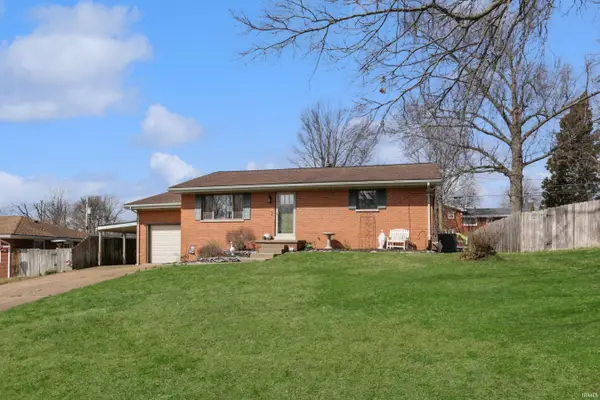 2220 Swinging Way, Evansville, IN 47711