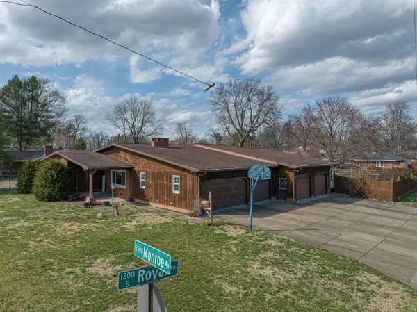 5520 Monroe Avenue, Evansville, IN 47715