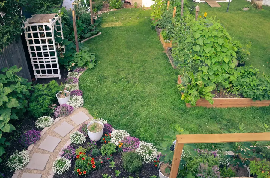 209 Clark Street, Kendallville, IN 46755 - #2