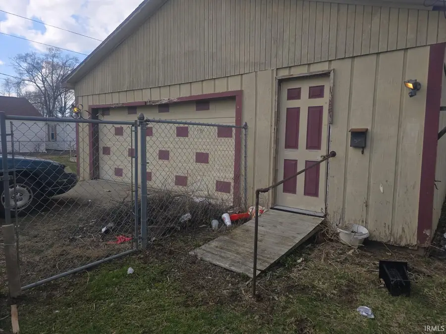 1823 W 9th Street, Marion, IN 46953 - #2