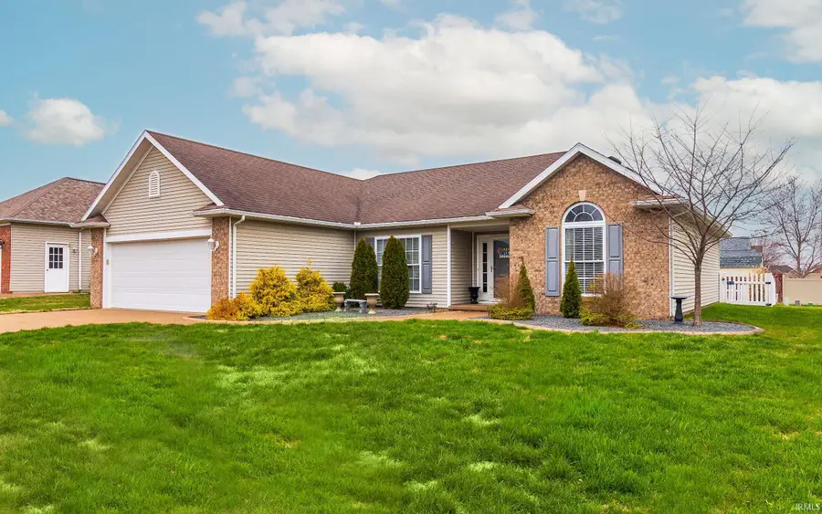 3748 Collingswood Drive, Evansville, IN 47725 - #2