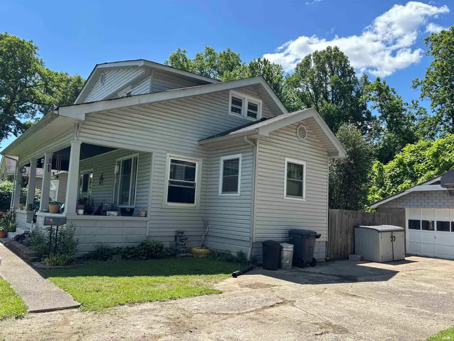 451 Miller Avenue, Clarksville, IN 47129 - #3