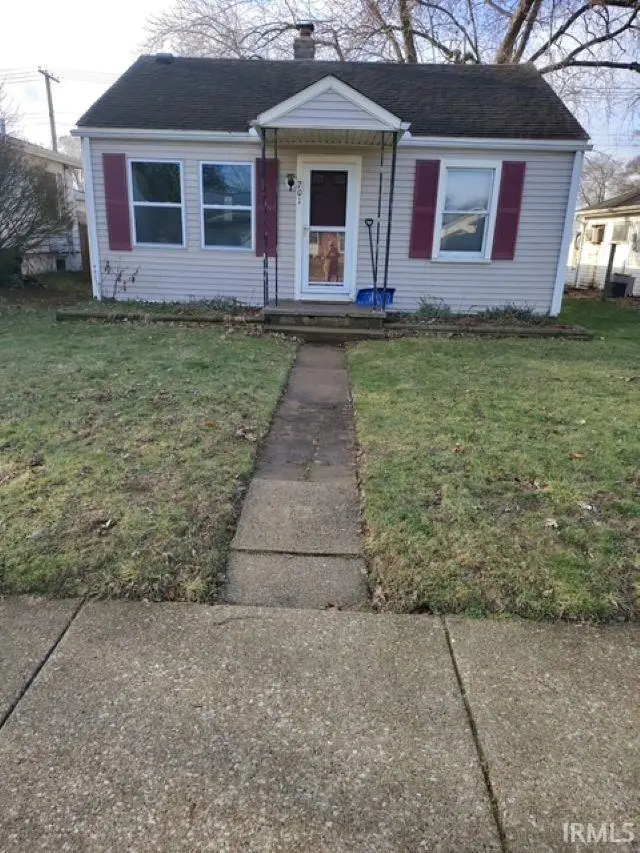 701 E Lowell Avenue, Mishawaka, IN 46545 - #1