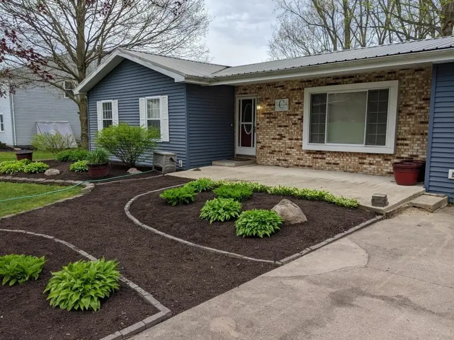 2438 S Woodland Trail, Warsaw, IN 46580 - #3