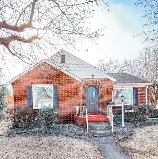 3203 E Blackford Avenue, Evansville, IN 47714