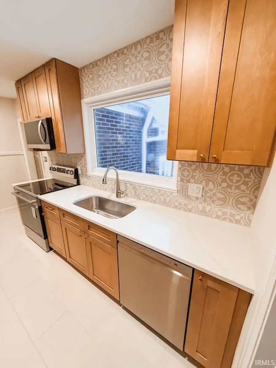 3203 E Blackford Avenue, Evansville, IN 47714 - #2