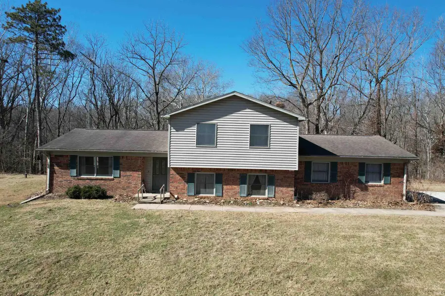 4996 W Fall Creek Road, Crawfordsville, IN 47933 - #3