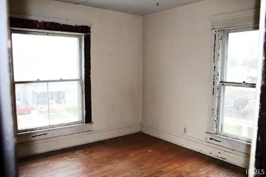 916 W 6th Street, Marion, IN 46953 - #3