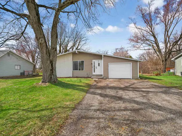1711 Lathrop Drive, Fort Wayne, IN 46808