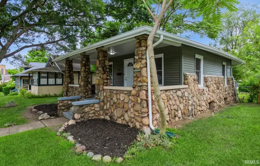 516 N Logan Street, Mishawaka, IN 46545 - #2