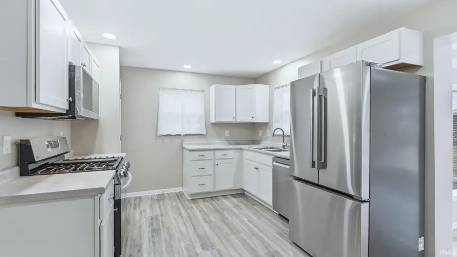 2222 Opechee Way, Fort Wayne, IN 46809 - #2