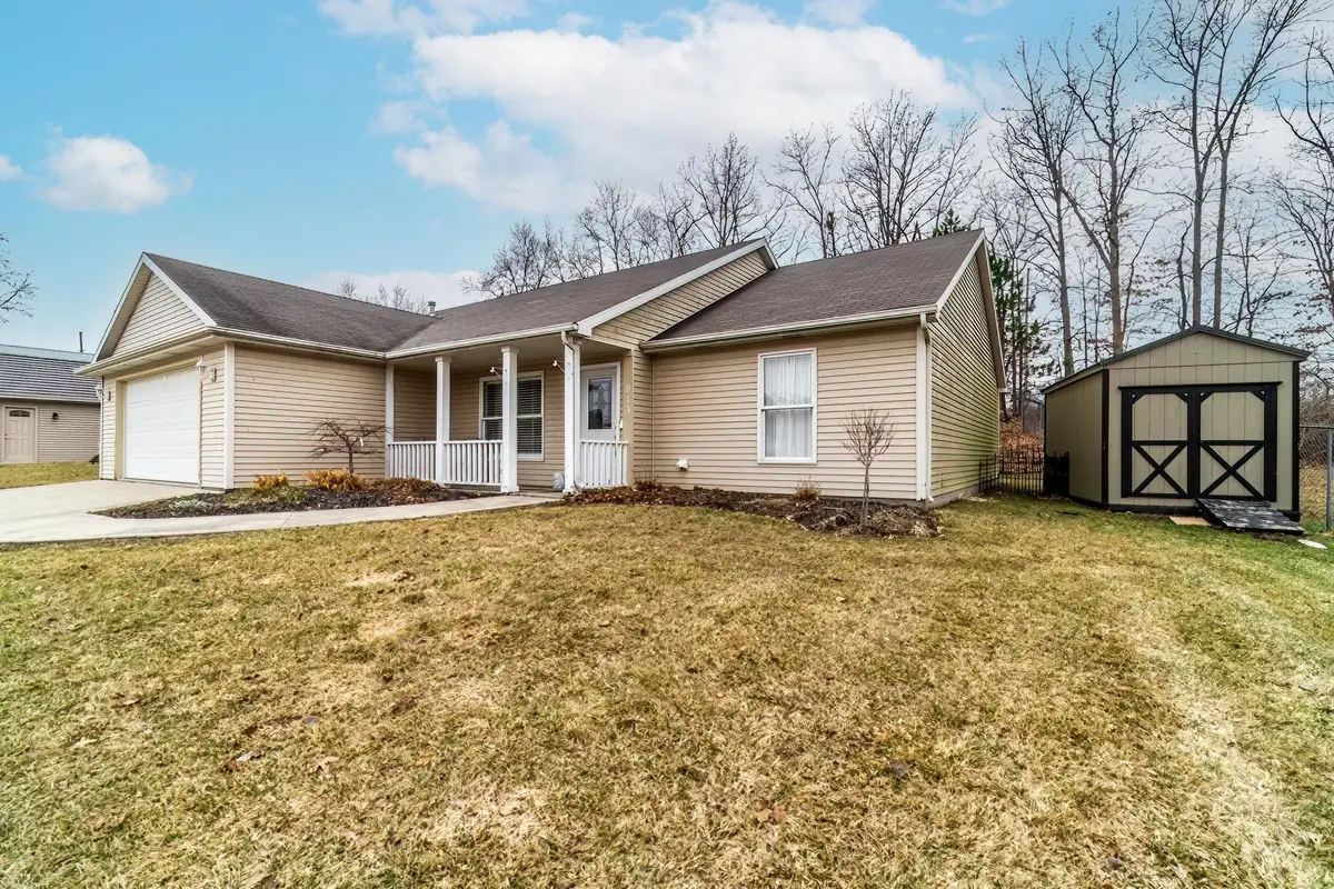 813 Thomas Drive, Angola, IN 46703 - #1