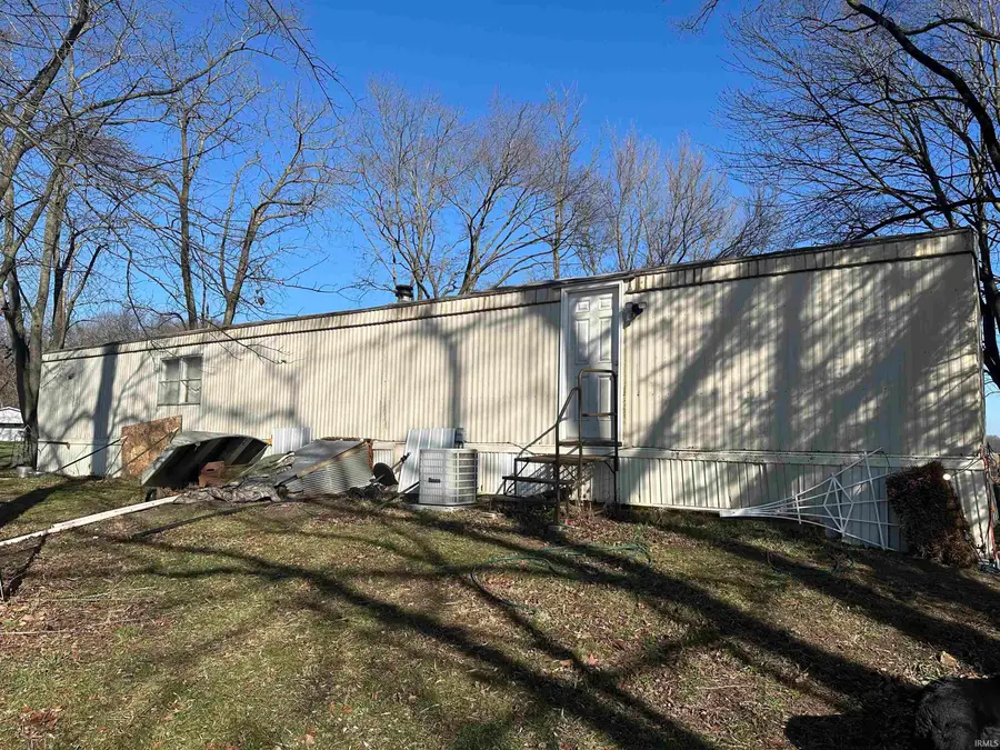 1125 E 400 South, Knox, IN 46534 - #2
