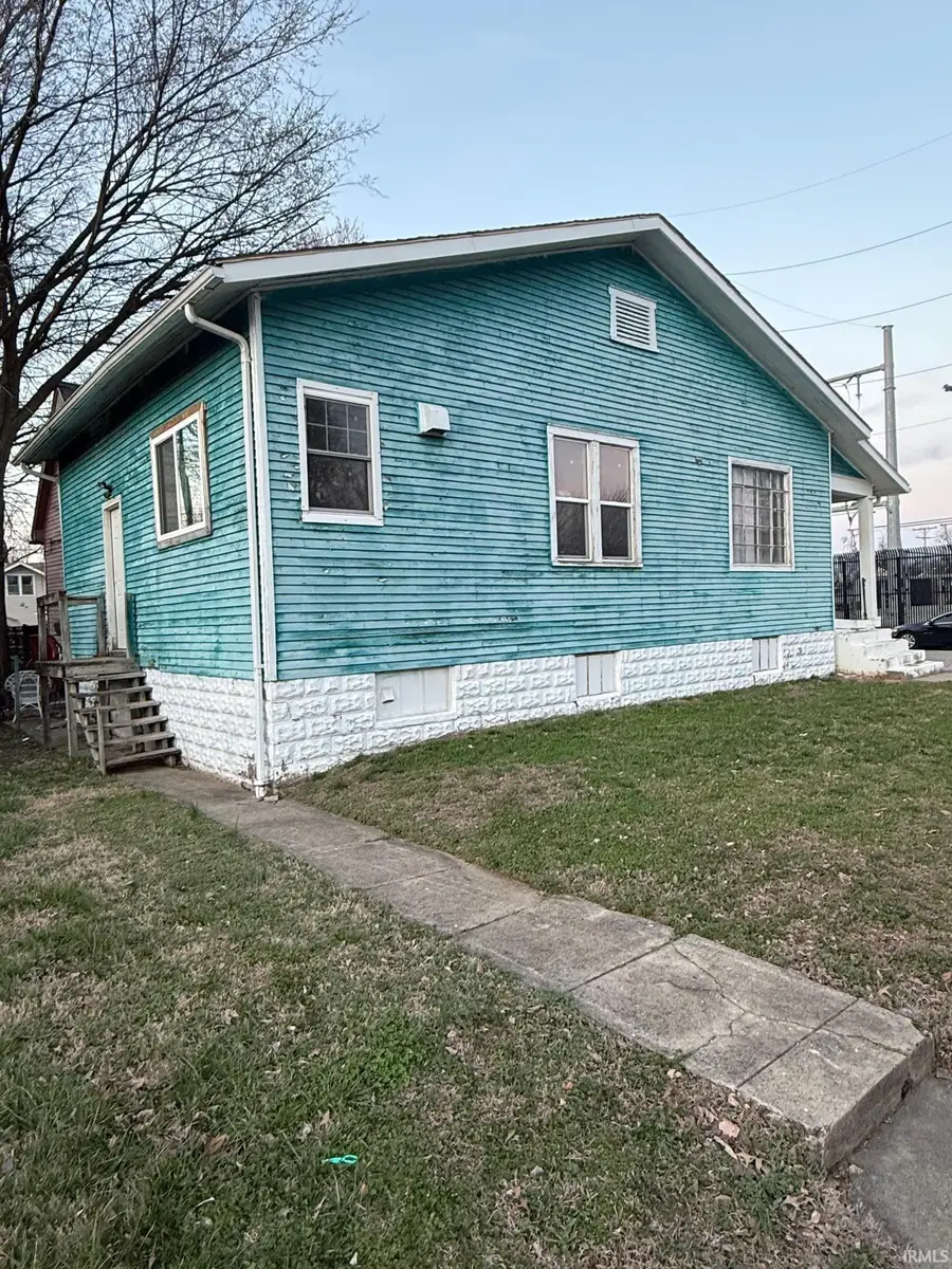 1019 S Bedford Avenue, Evansville, IN 47714 - #2