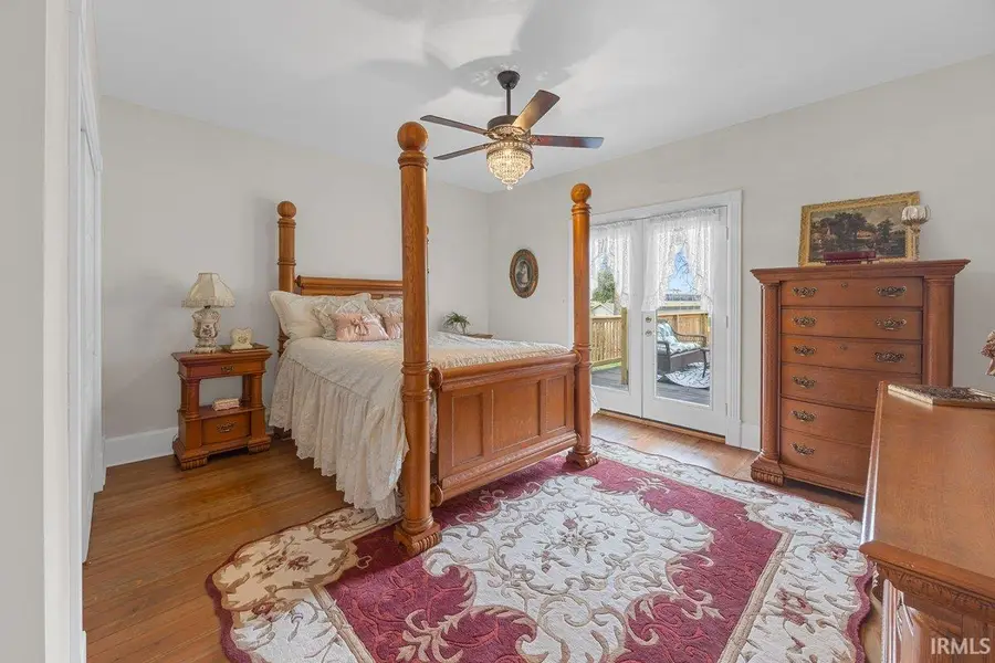 307 N Washington Street, Huntingburg, IN 47542 - #3