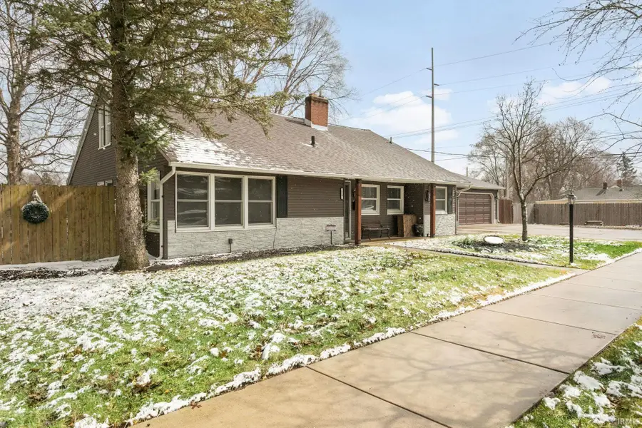 430 S 35th Street, South Bend, IN 46615 - #2