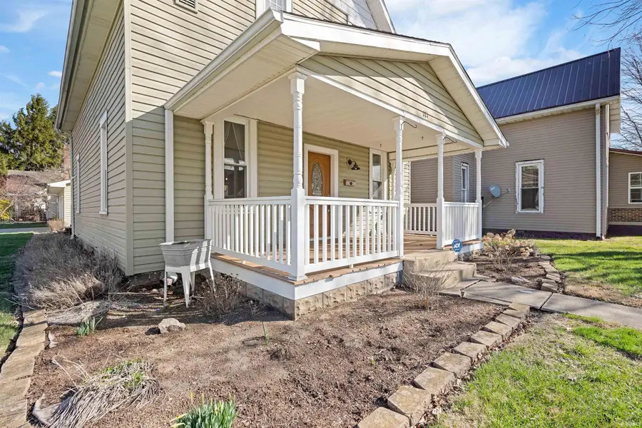 121 W Walnut Street, Flora, IN 46929 - #2